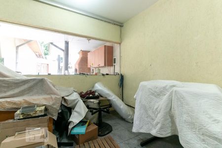 Casa à venda com 320m², 4 quartos e 3 vagas Casa à venda com 320m², 4 quartos e 3 vagasSalão de Festas