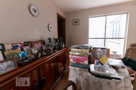 Sala de casa à venda com 4 quartos, 320m² em Jardim Prudência, São Paulo