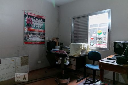 Casa à venda com 320m², 4 quartos e 3 vagas Casa à venda com 320m², 4 quartos e 3 vagasQuarto 1