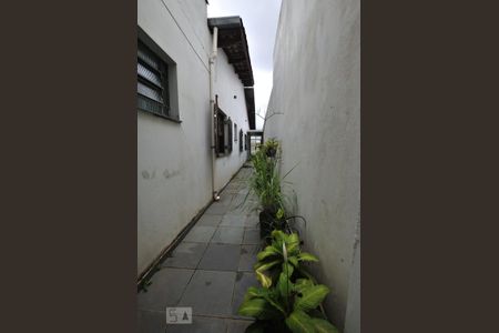 Casa à venda com 280m², 5 quartos e 6 vagasQuintal lateral