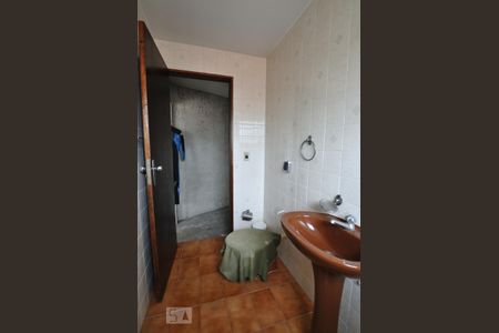 Casa à venda com 280m², 5 quartos e 6 vagasBanheiro Superior