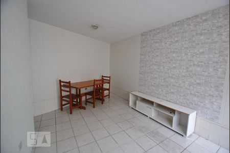Casa à venda com 280m², 5 quartos e 6 vagasCozinha/Sala - Casa 02