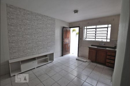 Casa à venda com 280m², 5 quartos e 6 vagasCozinha/Sala - Casa 02