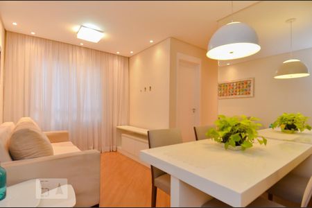 Sala de apartamento para alugar com 2 quartos, 44m² em Ponte Grande, Guarulhos