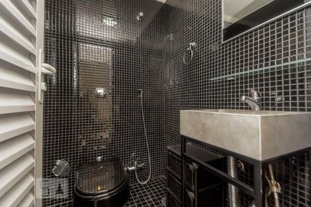 Banheiro de apartamento para alugar com 1 quarto, 45m² em Consolação, São Paulo