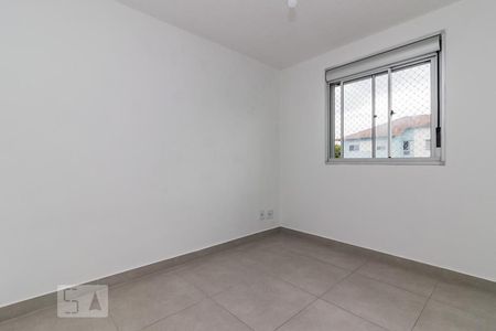 Dormitório de apartamento à venda com 2 quartos, 45m² em Vila Nova, Porto Alegre