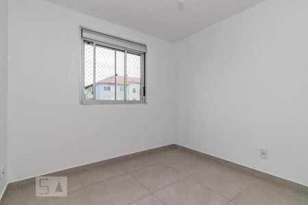 Dormitório de apartamento à venda com 2 quartos, 45m² em Vila Nova, Porto Alegre