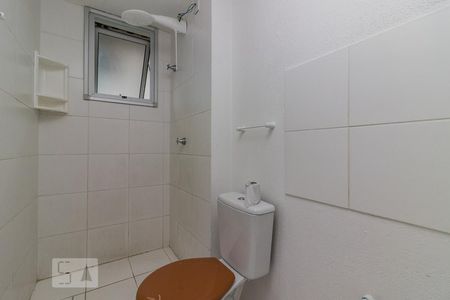 Banheiro de apartamento à venda com 2 quartos, 45m² em Vila Nova, Porto Alegre