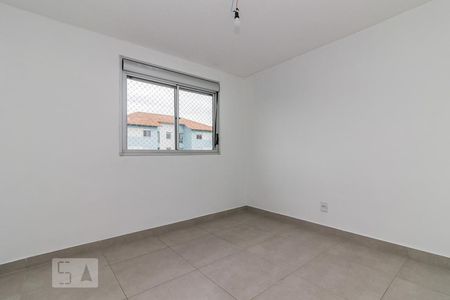 Dormitório de apartamento à venda com 2 quartos, 45m² em Vila Nova, Porto Alegre
