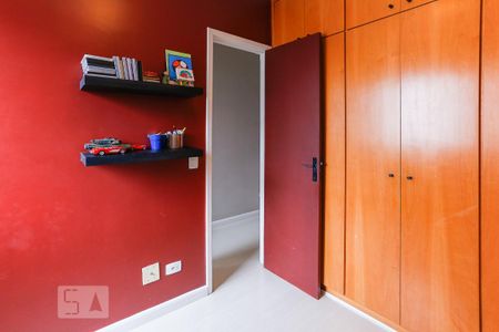 Apartamento para alugar com 95m², 3 quartos e 2 vagas Apartamento para alugar com 95m², 3 quartos e 2 vagasQuarto 2