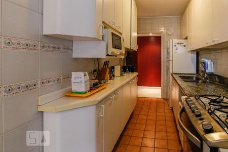 Apartamento para alugar com 95m², 3 quartos e 2 vagas Apartamento para alugar com 95m², 3 quartos e 2 vagasCozinha