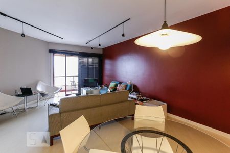 Apartamento para alugar com 95m², 3 quartos e 2 vagas Apartamento para alugar com 95m², 3 quartos e 2 vagasSala