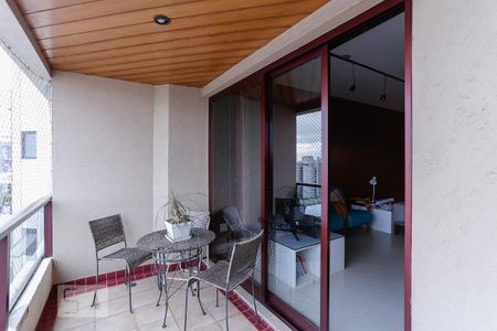 Apartamento para alugar com 95m², 3 quartos e 2 vagas Apartamento para alugar com 95m², 3 quartos e 2 vagasVaranda Sala