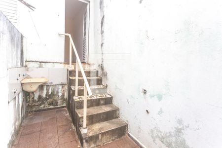 Casa para alugar com 45m², 1 quarto e sem vagaÁrea de serviço