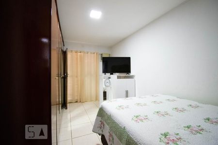 Quarto 1 de casa à venda com 2 quartos, 108m² em Camaquã, Porto Alegre
