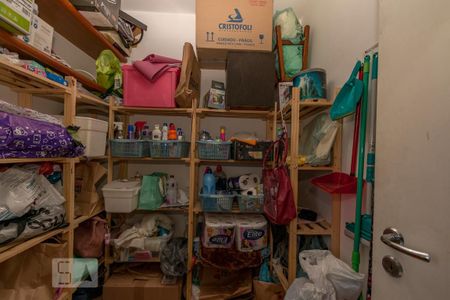 Apartamento para alugar com 140m², 4 quartos e 2 vagasQuarto de Serviço