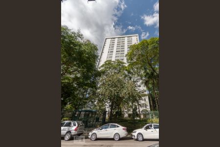 Apartamento para alugar com 140m², 4 quartos e 2 vagasFachada