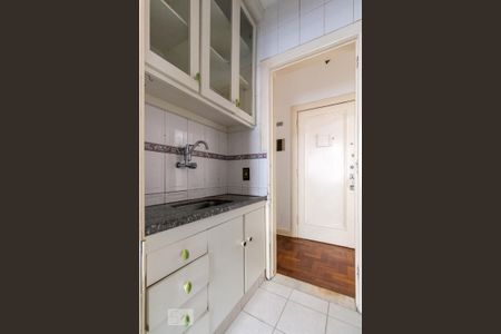 Cozinha de kitnet/studio para alugar com 1 quarto, 36m² em República, São Paulo