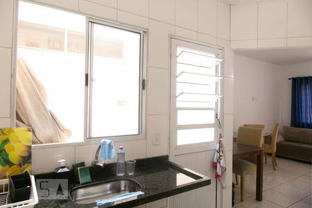 Casa de condomínio à venda com 60m², 2 quartos e 1 vagaCozinha