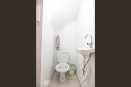 Lavabo de casa de condomínio à venda com 2 quartos, 60m² em Limoeiro, São Paulo