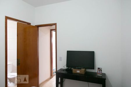 Casa de condomínio à venda com 60m², 2 quartos e 1 vagaSuíte 2