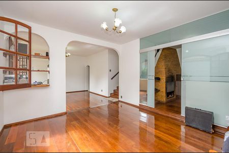 Sala 1 de casa à venda com 3 quartos, 331m² em Nova Suíça, Belo Horizonte