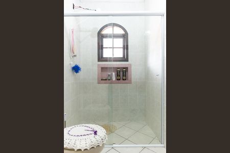 Banheiro da Suíte 1 de casa à venda com 6 quartos, 150m² em Parque dos Bancarios, São Paulo