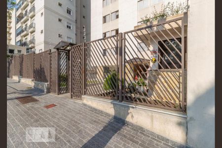 Apartamento à venda com 69m², 2 quartos e 1 vagaFachada