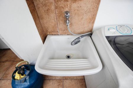 Apartamento à venda com 69m², 2 quartos e 1 vagaÁrea serviço