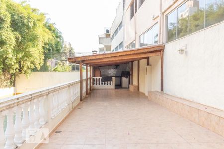 Apartamento à venda com 69m², 2 quartos e 1 vagaChurrasqueira