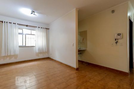 Sala 2 de casa para alugar com 3 quartos, 275m² em Vila Mazzei, São Paulo