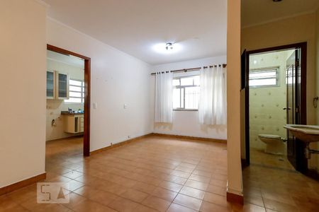 Sala 2 de casa para alugar com 3 quartos, 275m² em Vila Mazzei, São Paulo