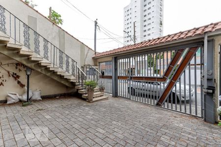 Casa à venda com 275m², 3 quartos e 5 vagas Casa à venda com 275m², 3 quartos e 5 vagasGaragem