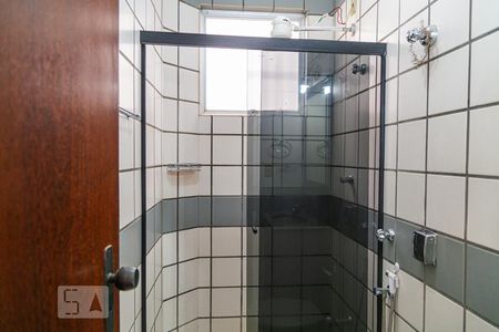 Banheiro da Suíte de apartamento para alugar com 2 quartos, 90m² em Santo Antônio, Belo Horizonte