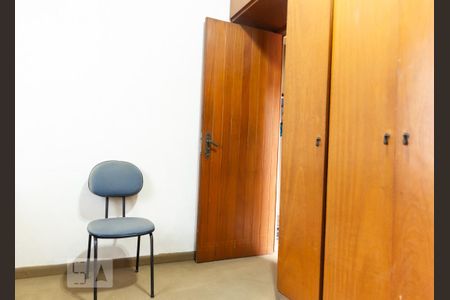 Casa à venda com 176m², 3 quartos e 2 vagasQuarto 3