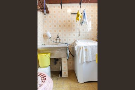Casa à venda com 176m², 3 quartos e 2 vagasÁrea de Serviço