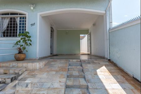 Casa à venda com 200m², 3 quartos e 2 vagasGaragem