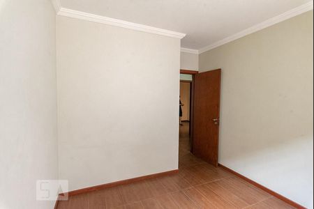Casa à venda com 200m², 3 quartos e 2 vagasQuarto 2