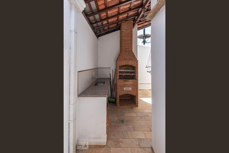 Casa à venda com 200m², 3 quartos e 2 vagasChurrasqueira