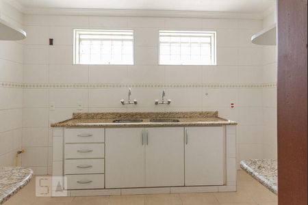 Casa à venda com 200m², 3 quartos e 2 vagasCozinha