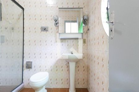 Banheiro de casa para alugar com 1 quarto, 45m² em Piedade, Rio de Janeiro
