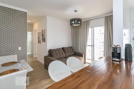 Apartamento para alugar com 72m², 3 quartos e 2 vagas Apartamento para alugar com 72m², 3 quartos e 2 vagasSala