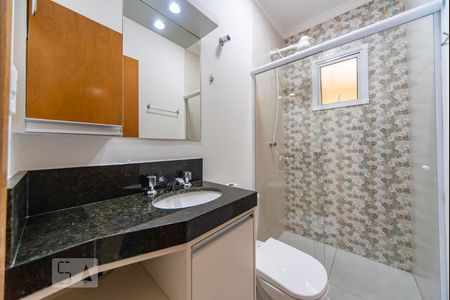Banheiro  de apartamento para alugar com 2 quartos, 73m² em Vila Pires, Santo André