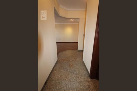 Apartamento para alugar com 256m², 4 quartos e 3 vagasCorredor