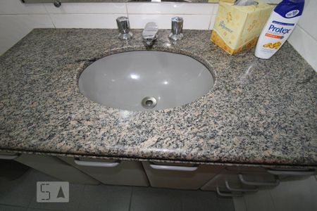 Apartamento para alugar com 256m², 4 quartos e 3 vagasBanheiro