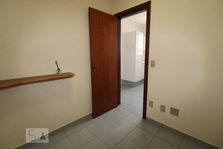 Apartamento para alugar com 256m², 4 quartos e 3 vagasQuarto de Serviço