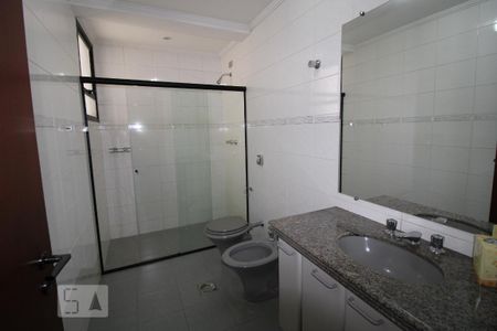 Apartamento para alugar com 256m², 4 quartos e 3 vagasBanheiro