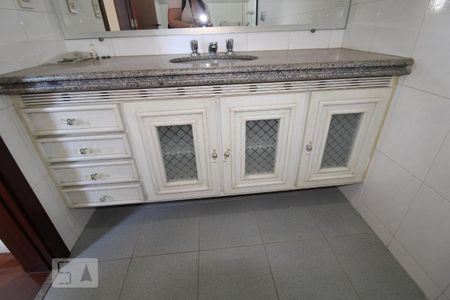 Apartamento para alugar com 256m², 4 quartos e 3 vagasSuíte do Quarto 1