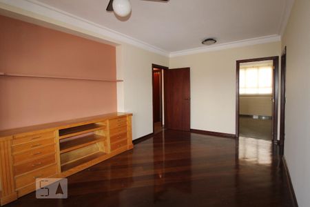 Apartamento para alugar com 256m², 4 quartos e 3 vagasSala de TV