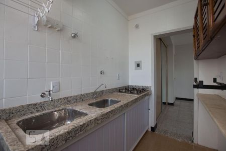 Cozinha de apartamento para alugar com 1 quarto, 33m² em Jardim Paulista, Ribeirão Preto